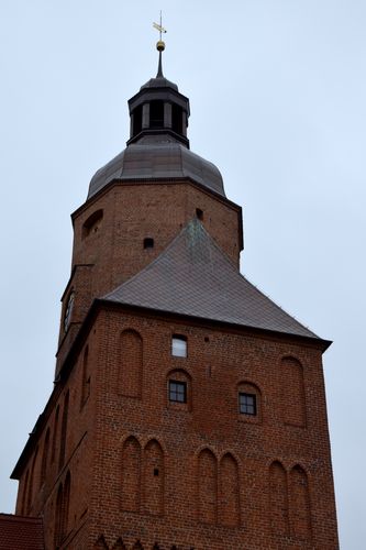 Wieża katedralna